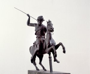 Amazone zu Pferd (Bronzeskulptur nach einem griechischen Original aus dem 3. Jahrhundert v. Chr.) von Roman Roman
