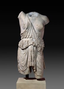 Eine Amazone, römische Kopie eines griechischen Bronzes von Roman Roman