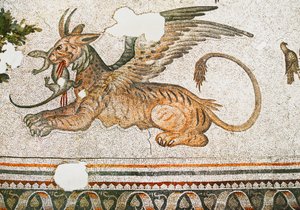 Mosaik, das eine Tigress-Griffon zeigt, die eine Eidechse frisst, Arasta Basar, Sultan Ahmet Moschee, Istanbul. von Roman Roman