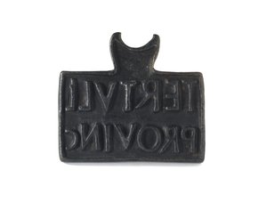 Römischer Stempel zur Kennzeichnung von Produkten oder Eigentum, aus Cramond, Midlothian, 140-211 n. Chr. von Roman Roman