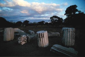 Ruinen des Tempels der Athena von Roman Roman