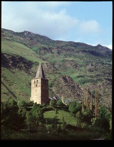 Glockenturm der Kirche von Romanesque