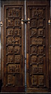 Romanische Kunst: Holztür aus der Mitte des 12. Jahrhunderts der Kirche St. Maria im Kapitol in Köln, Deutschland (Sankt Maria im Kapitol, Köln) von Romanesque