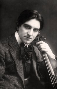 Rohan Clensy, irischer Geiger, 1907 von Rotary Photo