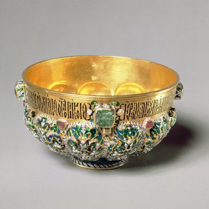 Geprägte Schale mit Cabouchon-Edelsteinen und polychromer Dekoration, 1653 (Gold mit Edelsteinen & Perlen)