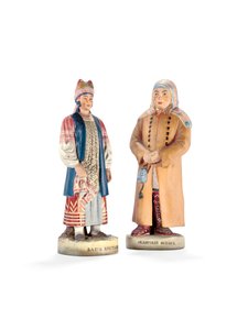Zwei Porzellanfiguren aus der Serie "Die Völker Russlands", eine Figur einer Bäuerin aus Kaluga und eine Figur eines Ostjaken aus Obdorsk darstellend, Ende des 19. Jahrhunderts