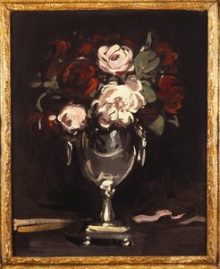 Rote und weiße Rosen in einer Silberurne von Samuel John Peploe