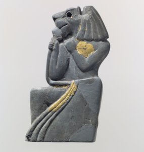 Plakettenfragment: kniender löwenköpfiger Figur, ca. 18. Jahrhundert v. Chr.