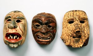 Drei österreichische Weihnachtsmasken von School Austrian