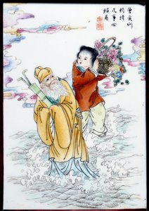 Allegorie des Frühlings Eine Frau hält einen Korb mit Blumen und ein alter Mann geht im Sprühregen. Gemälde auf anonymer Porzellan, China von School Chinese