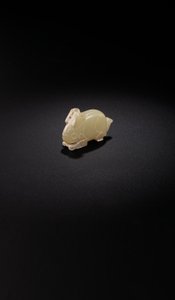Anhänger in Kaninchenform, späte Shang-frühe Westliche Zhou-Dynastie von School Chinese