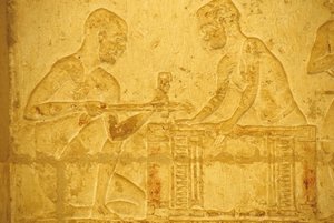 Altes Ägypten, Wandmalerei/Schnitzerei, Grab von Petosiris, Tuna el-Gebel, 300 v. Chr., Zimmerleute bei der Arbeit von School Egyptian
