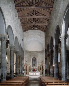 Innenansicht der Apostelkirche von School Italian