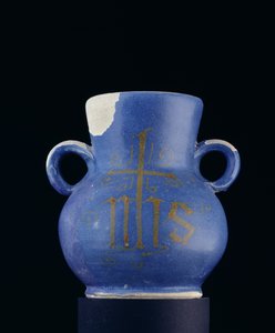 Zinnglasierte Ringvase