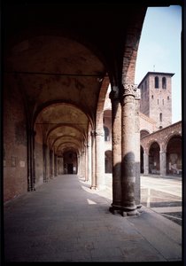 Ansicht des Portikus der Kirche von Sant