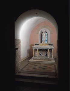 Ansicht der zweiten Kapelle der Kirche der Heiligen Vincent und Anastasius, 625-1221 Abtei Tre Fontane (Abtei der Drei Brunnen) bei Rom, Italien von School Italian