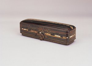 Kleine Namban-Box mit Deckel von Japanese School