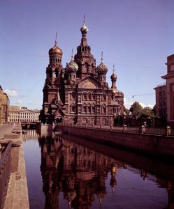 Architektur: Ansicht der Kirche des Heiligen Erlösers und des Blutvergießens, realisiert zwischen 1883 und 1907. Sankt Petersburg, Russland