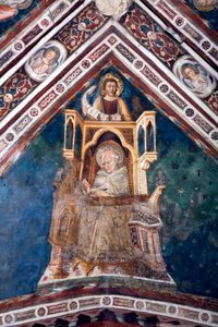 Ansicht des Details eines Freskos, das eines der Gewölbe der Oberkirche schmückt und die vier Ärzte der römischen Kirche darstellt: St. Ambrosius von Mailand und der Evangelist St. Markus. Gemacht von der Schule von Siena aus dem frühen 14. Jahrhundert. Kl