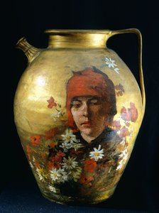 Krug mit Frauenfigur