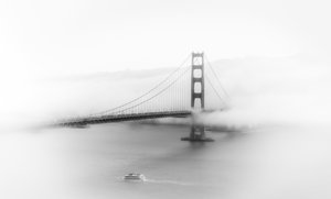 Nebliger Golden Gate Bridge von Songhu Yan