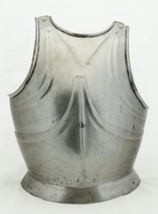 Brustplatte mit Plakette, ca. 1490