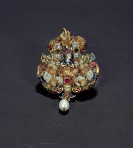 Schmuck: Diamantanhänger, Emaille auf Gold, Smaragd und Perle, darstellend Daniel in der Löwengrube. 1550-1600. Aus Spanien. Paris, Louvre von Spanish School