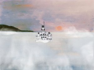 Weißes Boot auf nebligem Wasser