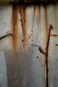Verrostete Metallstreifen von Studio Meikle