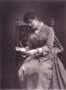 Ellen Terry (1847-1928) Porträtfotografie, Mitte der 1880er Jahre von Studio Walery