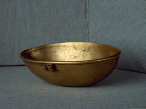Sumerische Zivilisation: Ovale Schale aus Gold. Dim. 15 cm Bagdad, Nationales Irak-Museum