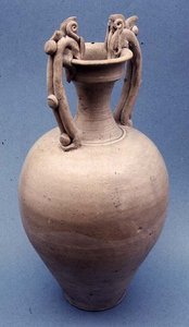 Vase mit farbloser Glasur, Tang-Dynastie von Tang Dynasty Chinese School