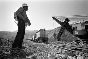 Kupfererzverladung in der Morenci-Mine mit Funksteuerung für die Phelps Dodge Schmelze in Douglas, Arizona