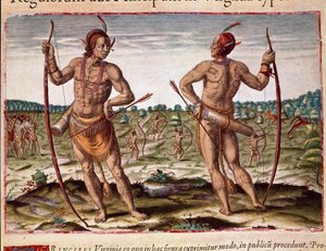 Zwei Einwohner von Virginia, Indianerwaffen mit Pfeilen und Bogen. Gravur aus „Admirante Narratio Americae“ von Theodore de Bry (1528-1598) von Theodore de Bry