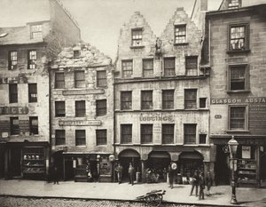Alte Gebäude in der High Street, Nr. 17-27 von Thomas Annan