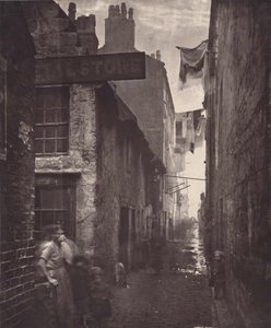 Alte Gasse, abseits der High Street von Thomas Annan