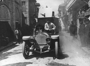 Ein gepanzertes Auto der Jungtürken, 1909
