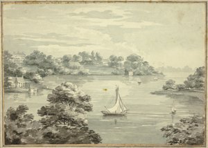 Segelboote auf dem See mit Häusern in der Nähe des Ufers