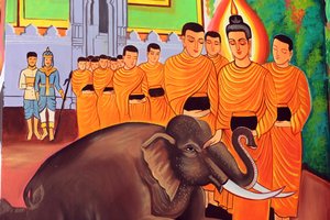 20151029, Vientiane, Laos: Wat Si Muang (Simuong) buddhistischer Tempel. Malerei, die die Lebensgeschichte von Shakyamuni Buddha darstellt. Ein wilder Elefant gezähmt durch Liebenswürdigkeit