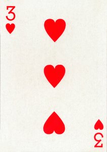3 der Herzen aus einem Kartenspiel von Goodall & Son Ltd., um 1940 von Unbekannt