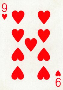9 der Herzen aus einem Kartenspiel von Goodall & Son Ltd., ca. 1940