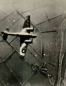 Ein Blenheim läuft auf sein Ziel zu, 1939-1940, 1941