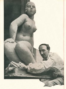Ein Kamee von Frank Dobson Booths hat die Magie von Pygmalion. Es lässt sogar einige Statuen zum Leben erwachen von Unbekannt