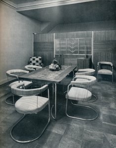 Ein Esszimmer-Set, mit Tisch und Stühlen aus Stahlrohr. Von Practical Equipment Ltd., London