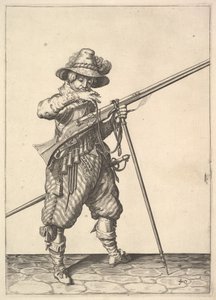 Ein Soldat bläst auf ein Streichholz, aus der Serie Musketiere, Platte 40, in Wapenhandelinghe van Ro... von Unbekannt