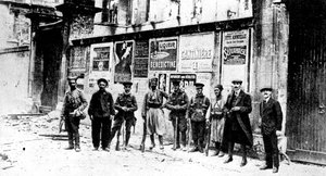 Afrikanischer Jäger, zwei Turcos und drei britische Soldaten, Soissons, Frankreich, Erster Weltkrieg, 1914 von Unbekannt