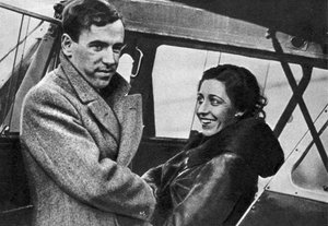 Amy Johnson, britische Fliegerin, kurz vor dem Aufbruch nach Kapstadt