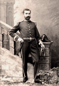 Ein Offizier in voller Uniform von Unbekannt