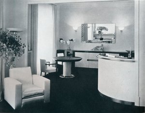 Bar-Ecke eines Speisezimmers, entworfen von Jacques Adnet, ca. 1940 von Unbekannt