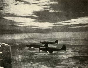 Schlachten kehren von einem Überfall zurück, 1939-1940, 1941 von Unbekannt